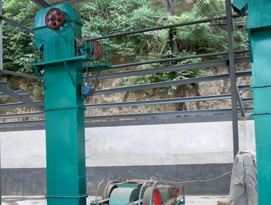 TD皮帶斗提機孔軸承和圓柱孔軸承拆卸方法